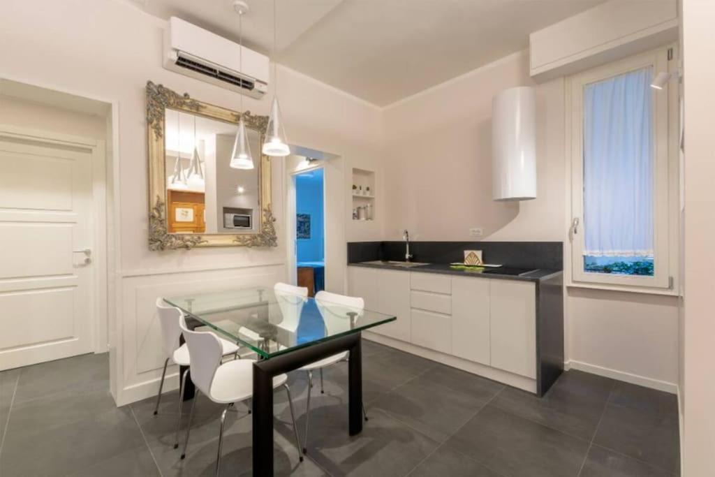 Stylish Four Bedrooms - Center Apartamento